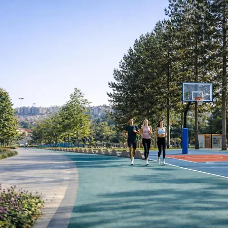 Metropoliten Waterfront *